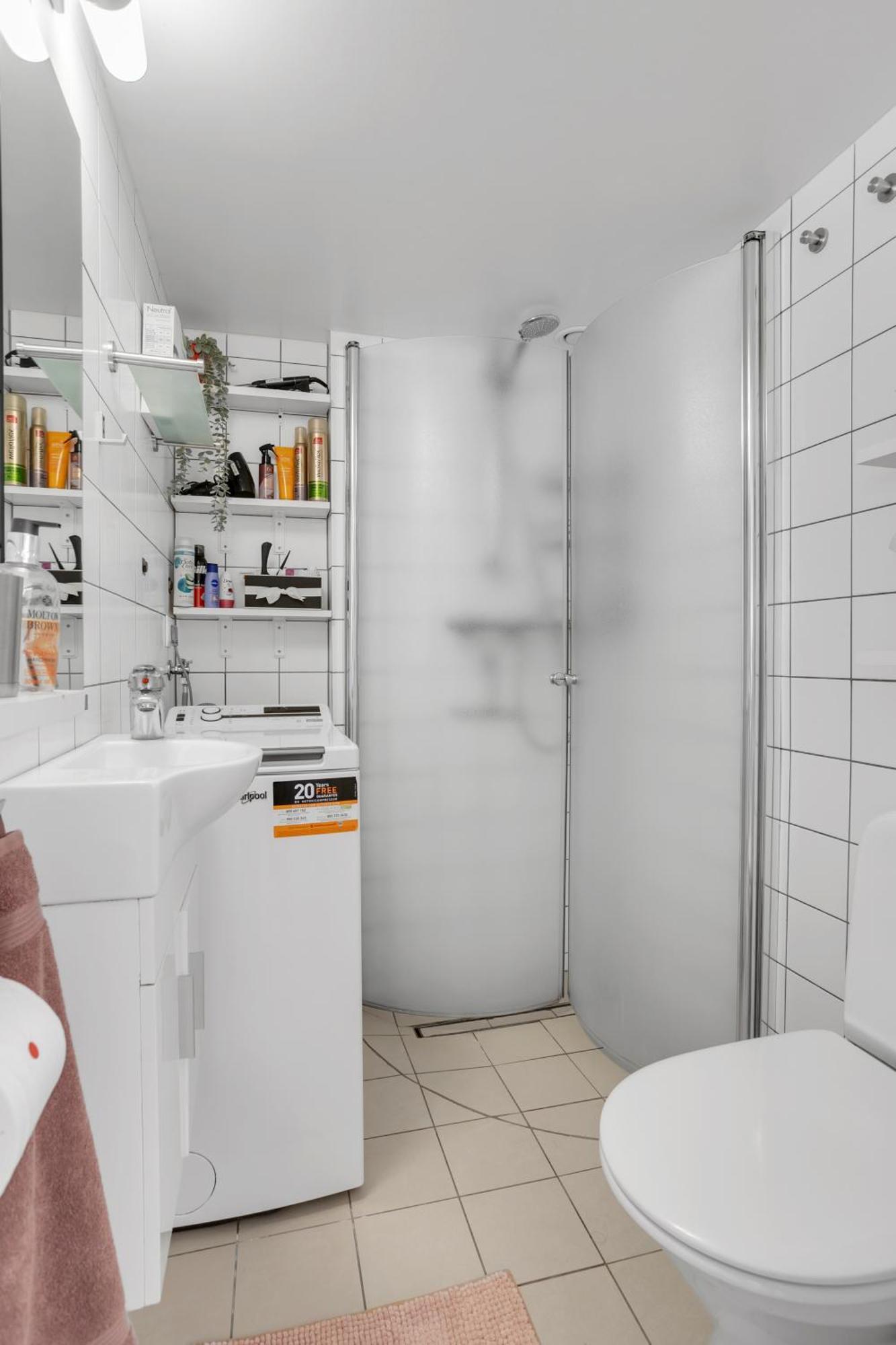 Lara Studio In Laugardalur Valley, Reykjavik Central Park And Botanical Garden, Private Entrance, Free Private Parking On Side 외부 사진
